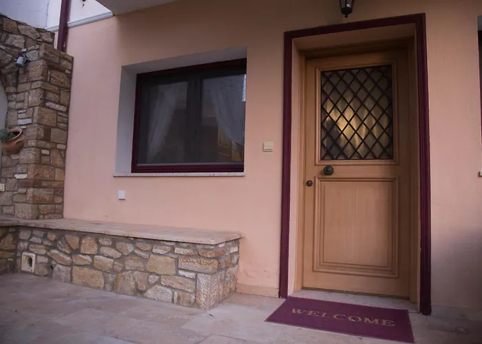 Aslanis-Souroti Garden FAMILY Suite